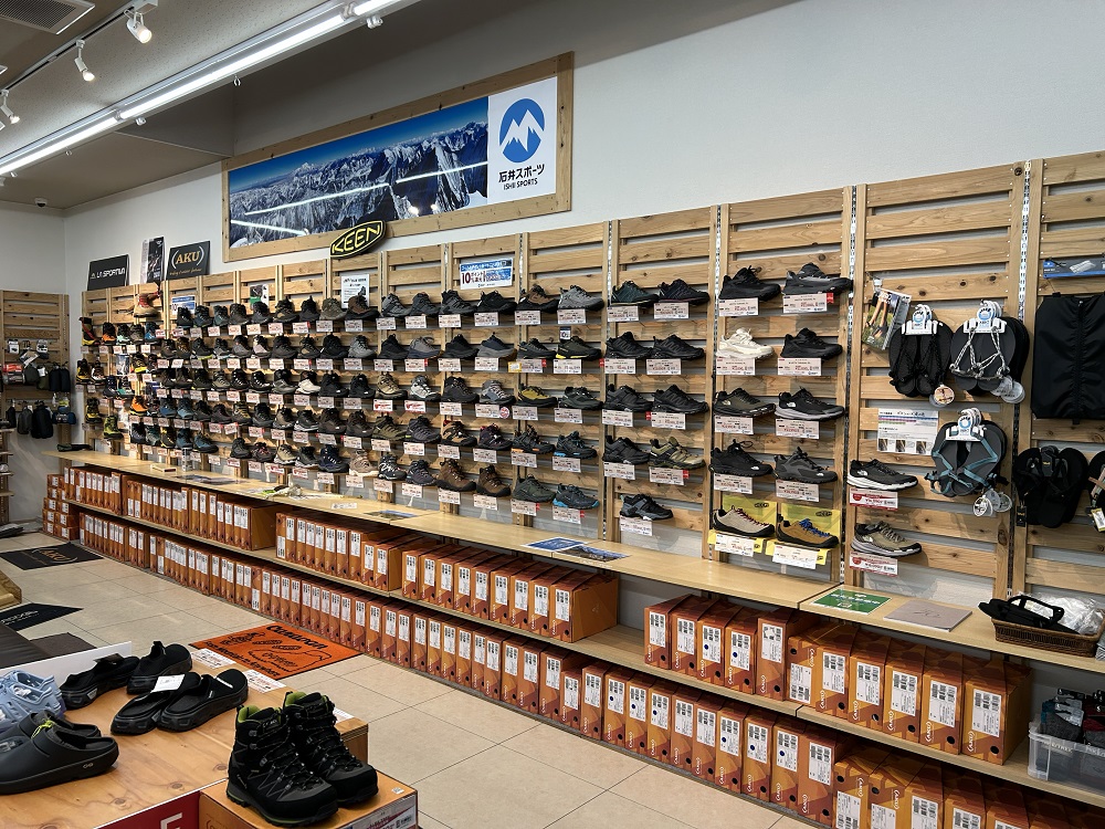 石井スポーツ 松本店