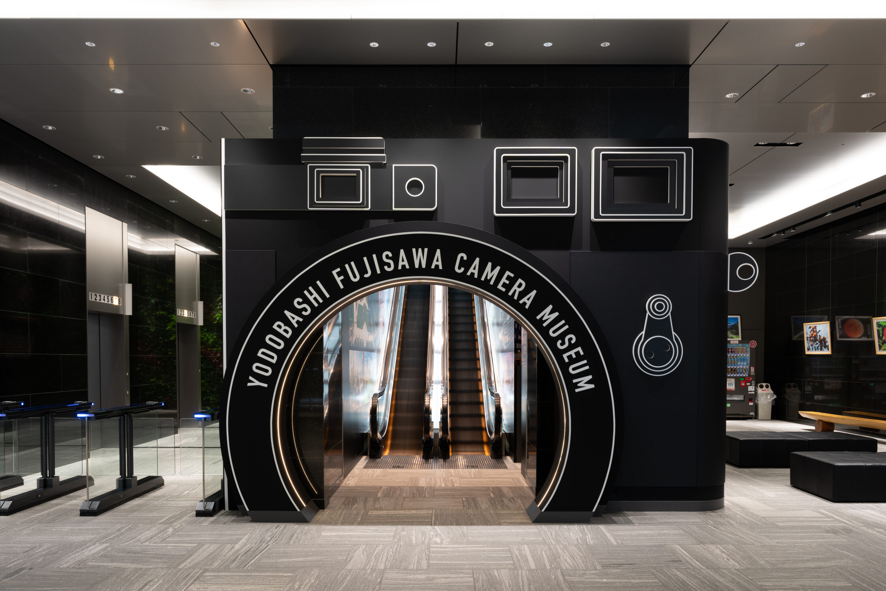 ヨドバシ フジサワ カメラミュージアム